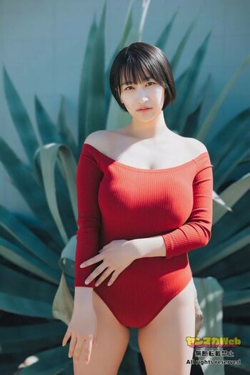 Ina Enohara 榎原依那
