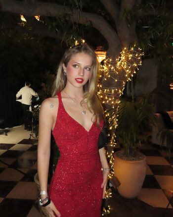 Indi Star