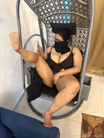 Indian_Hijabi