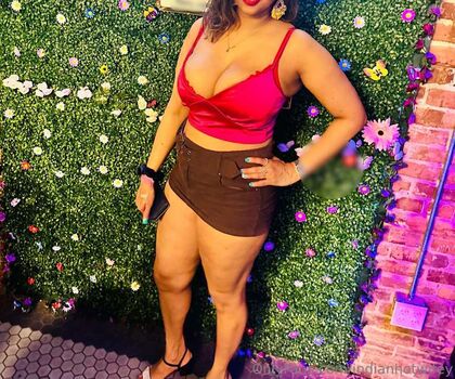 indianhotwife