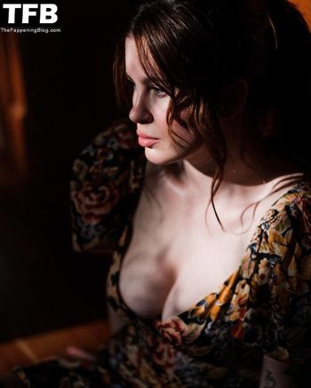 Ireland Baldwin