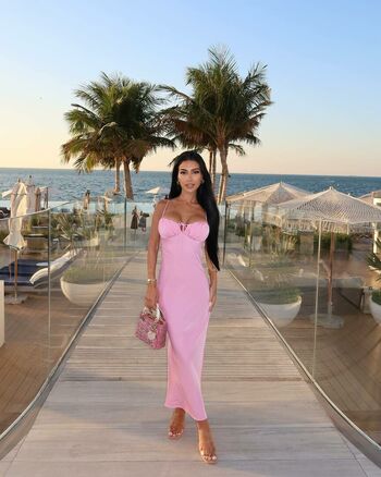 Isabel Raad