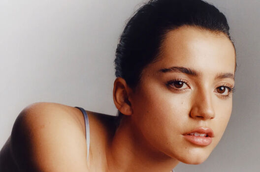 Isabela Merced