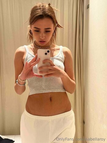isabellaroy