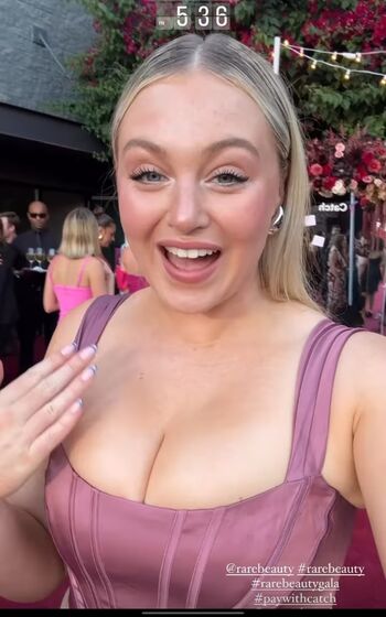 Iskra Lawrence