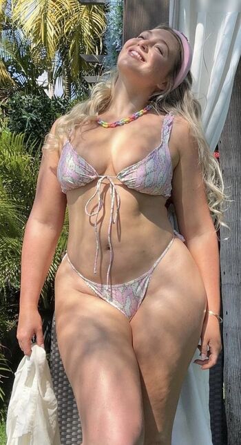 Iskra Lawrence