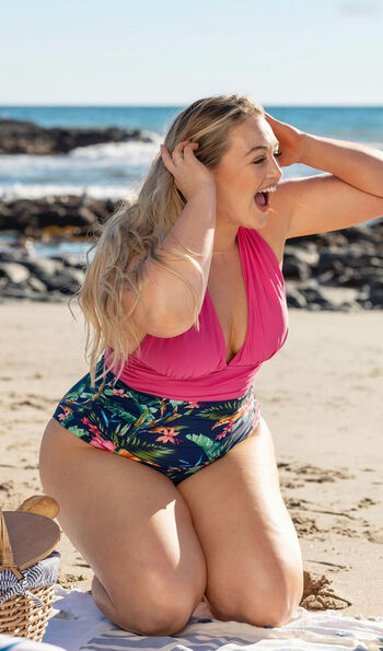Iskra Lawrence