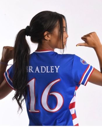 Italia Bradley