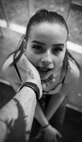 _its_hell_angi_ / Angelina