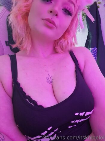 itskhloelol