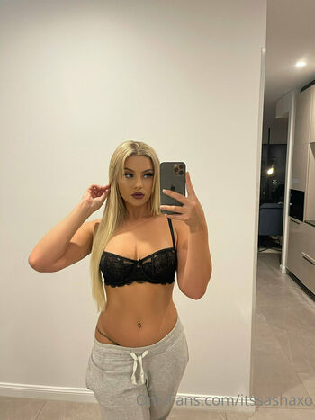 itssashaxo