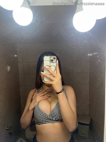 itssslenaaaa