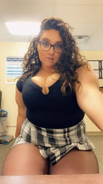 Itsthecleavagequeen