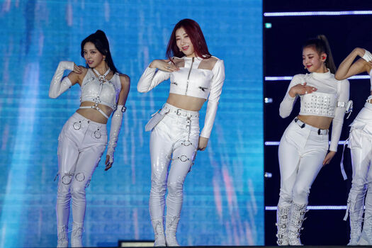 itzy.all.in.us