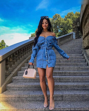 Ivana Santacruz