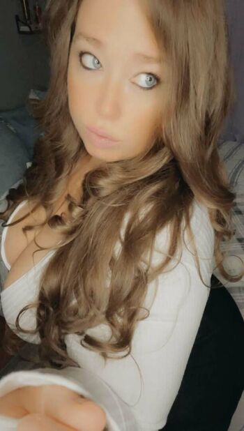 Ivy Mia