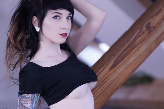 IvyLaura