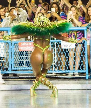 Iza Cantora