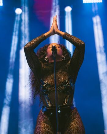 Iza Cantora