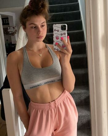 Izzy Lewis