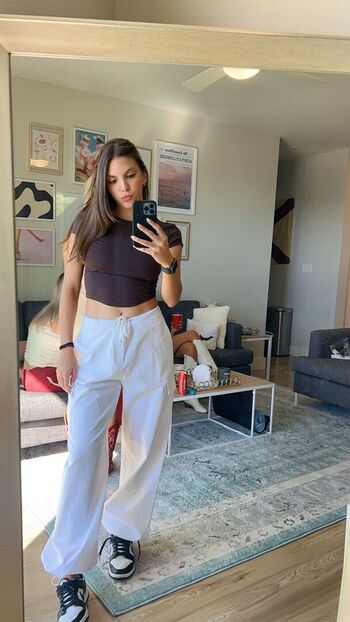 Jackie Aron