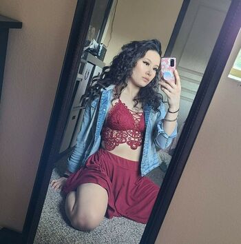 jackiee_elana_chan