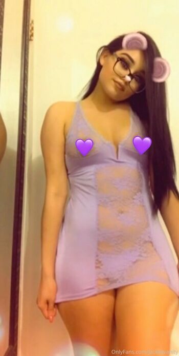 Jackiie_vanity