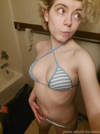 Jadan_Wolfie