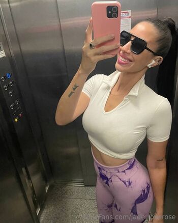 jade_loverose