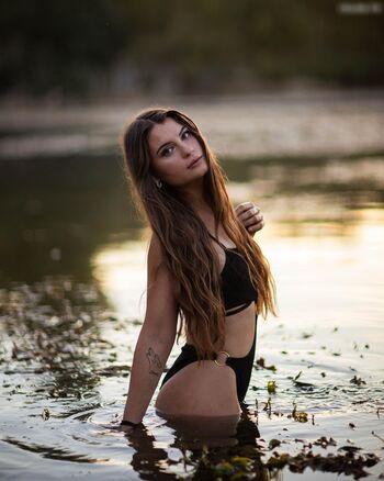Jana Wolf / jana_officialx