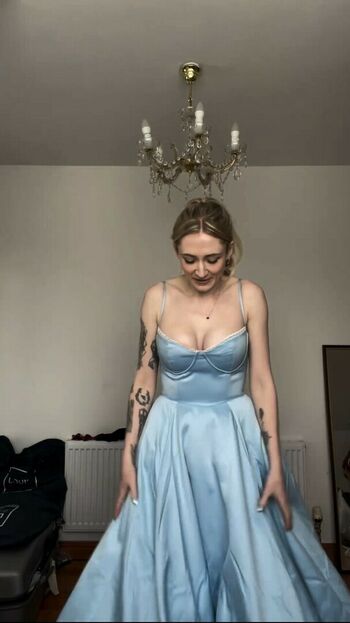 Janet Devlin