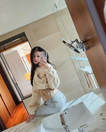 Jang Won-young