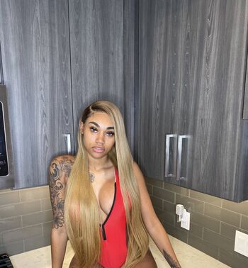 Jania Meshell