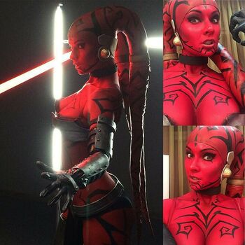 Jannet In Cosplay