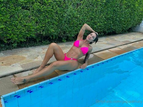 Jaque Khury