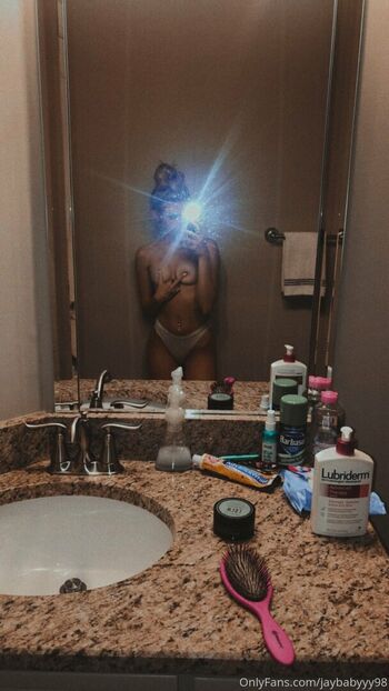 Jayra Brooke