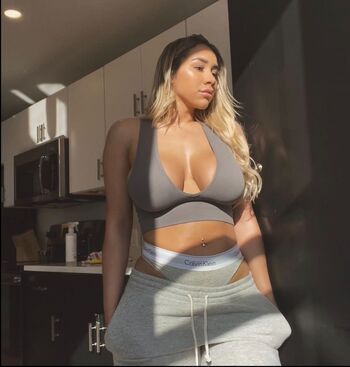 Jazminebjohnson