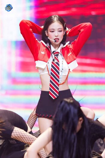 Jennie | BLΛƆKPIИK
