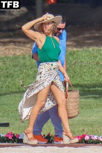 Jennifer Aniston