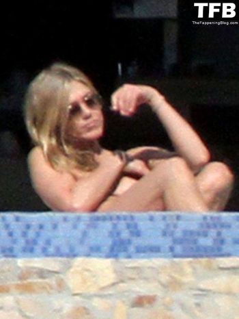Jennifer Aniston