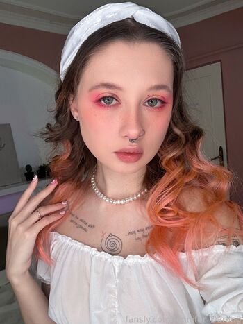 Jennifer_Darling