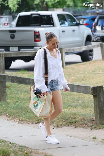 Jennifer Lopez