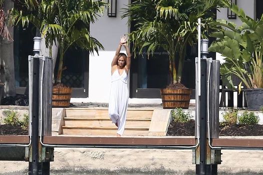 Jennifer Lopez