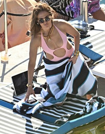 Jennifer Lopez