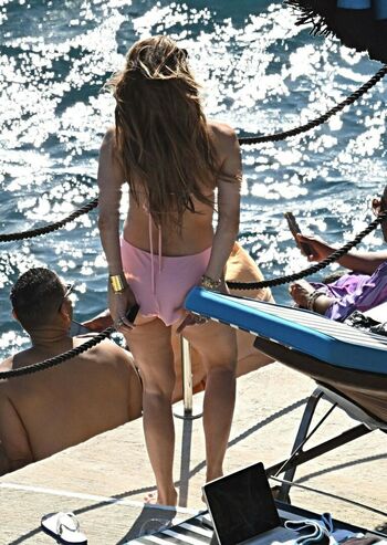 Jennifer Lopez