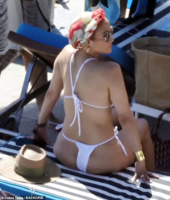 Jennifer Lopez