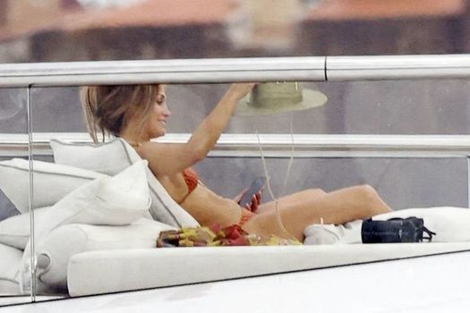 Jennifer Lopez