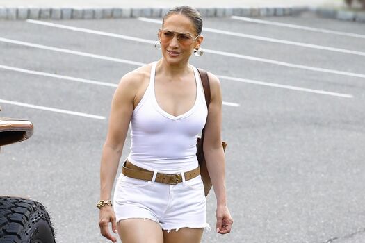 Jennifer Lopez