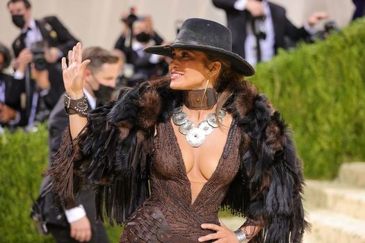 Jennifer Lopez