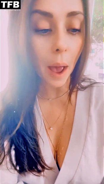 Jennifer Love Hewitt